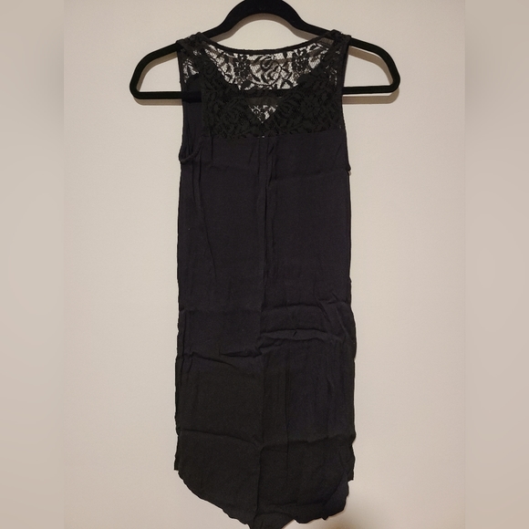 Monk & lou Sleeveless Black Dress with Lace - Picture 2 of 6